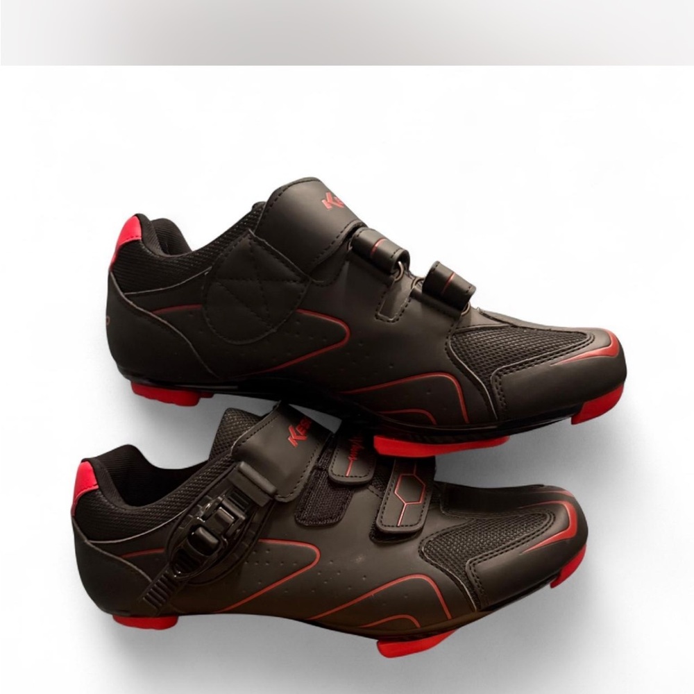Brand New Kescoo Cycling shoes.